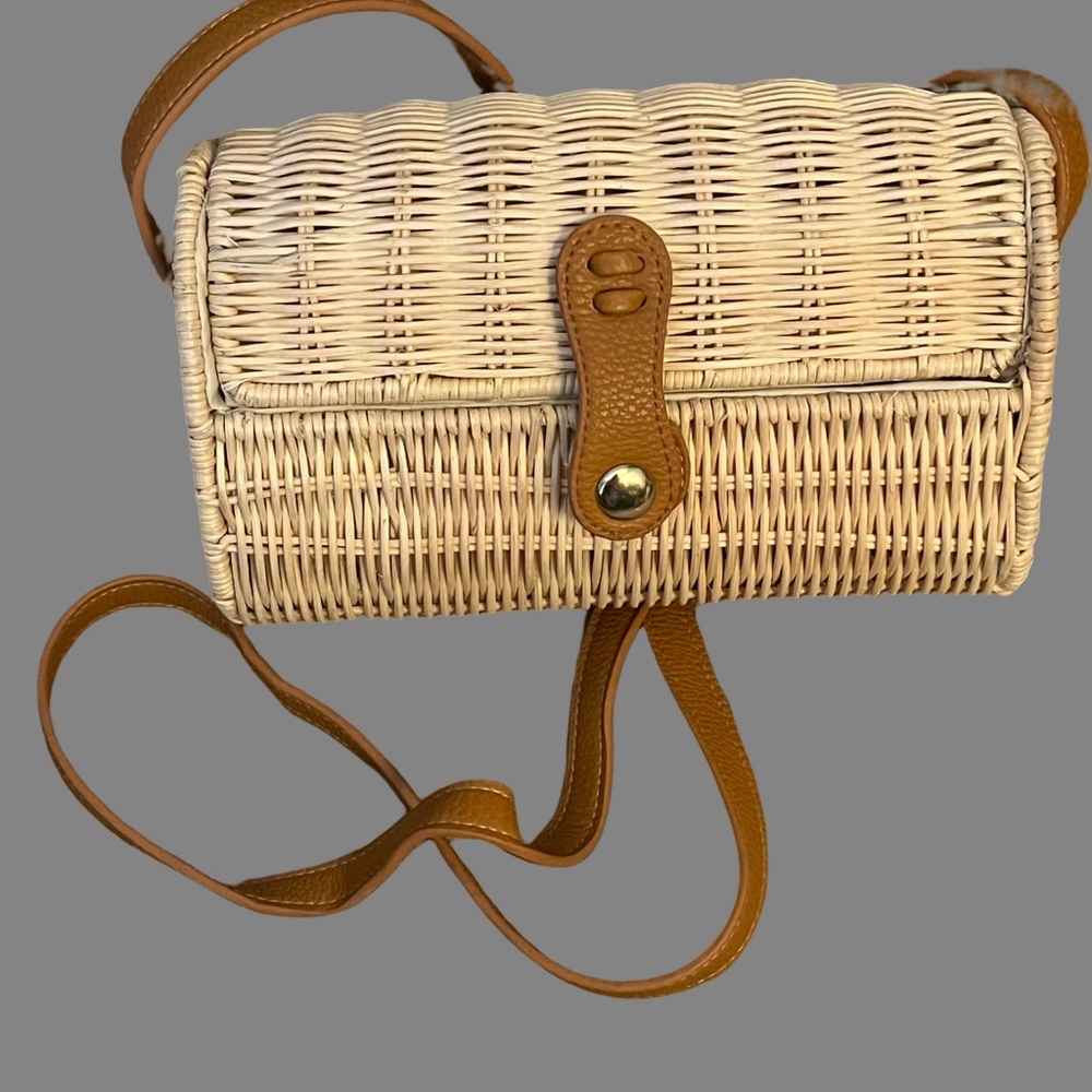 Wicker crossbody